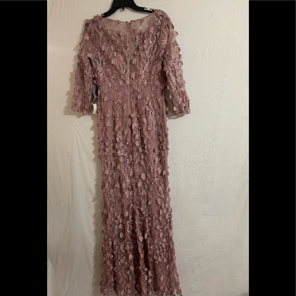 NWT Carmen Marc Valvo Infusion Deep V Beck Dress HOST PICK 🛍🛍 - Picture 8 of 10